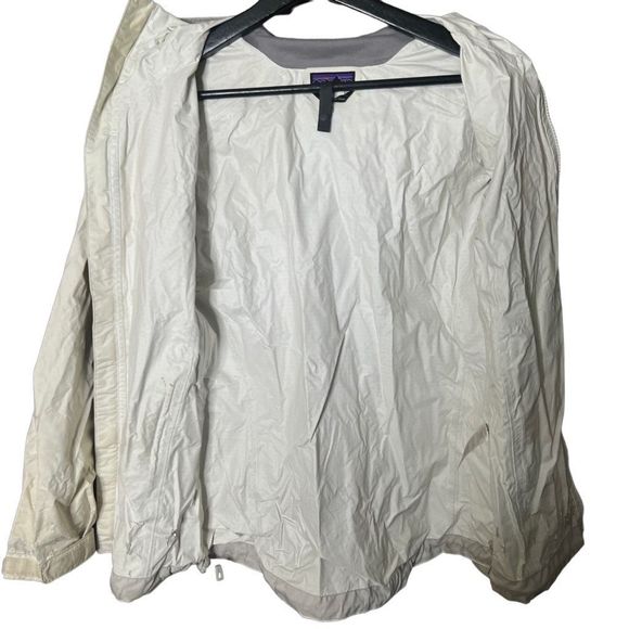 Patagonia Rain Jacket Womens XS - Picture 7 of 9